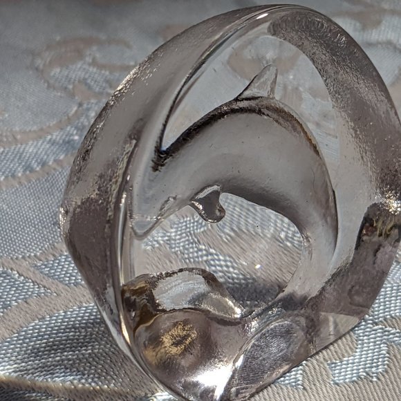 Vtg. Mats Jonasson Dolphin Sculpture Lead Crystal Signed Sweden 2" high x 2.5" - Picture 3 of 8